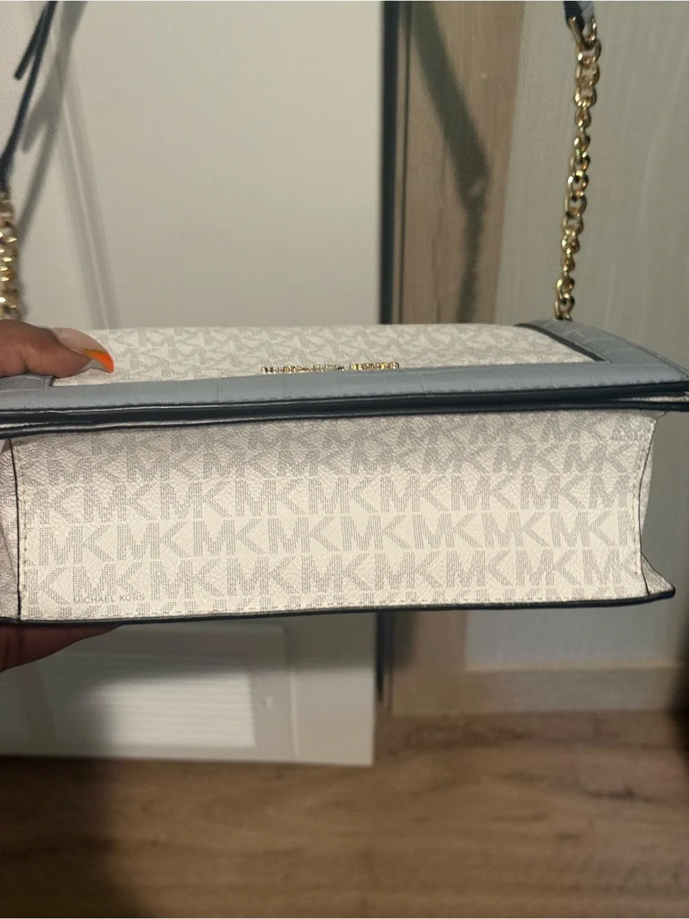 Michael Kors White and Light Blue Signature Crossbody with Card Case